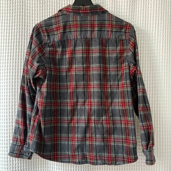 L.L. Bean relaxed fit plaid flannel gorpcore outdoor shirt women's petite medium - Picture 4 of 4
